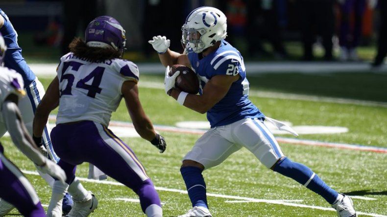 Novato Jonathan Taylor destaca, Colts vencen a Vikings