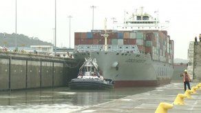 Cosco Houston segundo buque en probar las esclusas del Canal ampliado