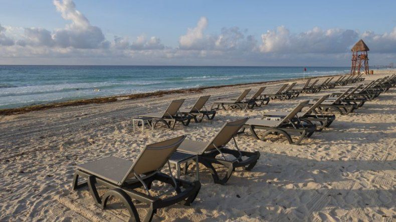 México promulga ley para acceso público a las playas