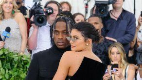 Kylie Jenner y Travis Scott aparcan sus diferencias por el bien de su hija