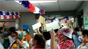 Realizan celebración en la Contraloría sin distanciamiento y en medio de pandemia