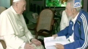 Regalos del papa a Fidel llaman la atención