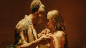 Boza estrena otro éxito musical con Barco de papel