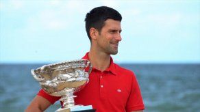 Djokovic abandona Australia tras perder la batalla legal contra su expulsión