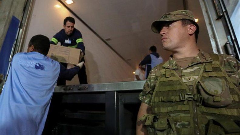 Más de 100 mil personas velarán por seguridad en segunda vuelta en Argentina