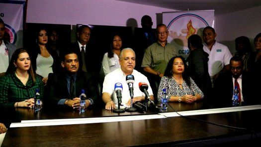 Seguidores de Ricardo Martinelli quieren que se reelija como presidente del CD