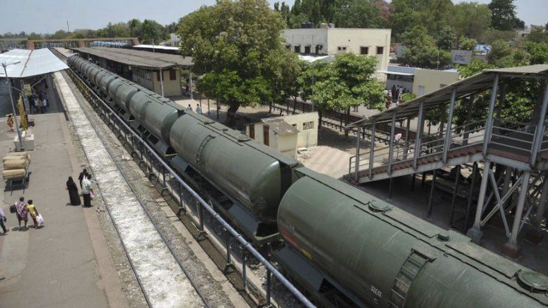 El tren del agua, la desesperada respuesta a la sequía en la India