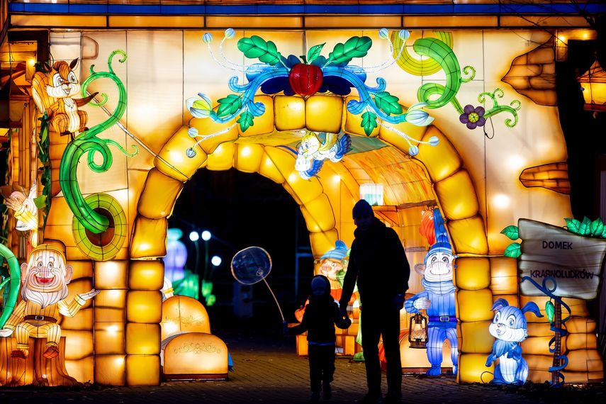 Nueva versión de Blancanieves lidera la taquilla