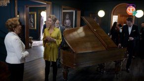 Sara habla con los Osorno