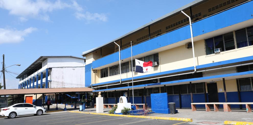 Colegio Monseñor Francisco Beckmann Colegio Monseñor Francisco Beckmann