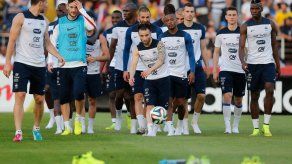 Una Francia sin Ribery acapara las luces en el estreno del Grupo E