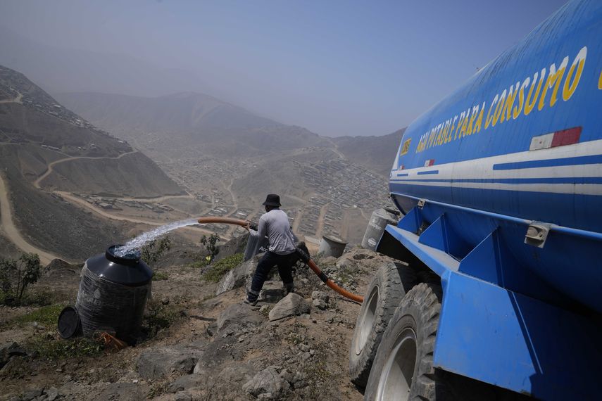 Desde que empezó la pandemia las autoridades empezaron a entregar agua en más de 300 camiones cisterna cada dos semanas a los más de 3