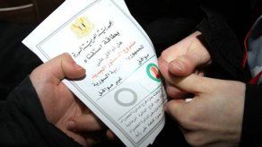 Occidente califica de farsa referendo constitucional en Siria