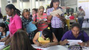 Más de 25 mil vacantes en mega feria de empleo del Mitradel Más de 25 mil vacantes en mega feria de empleo del Mitradel