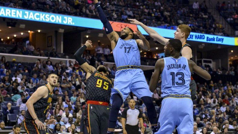 Temple y Jackson Jr. lucen; Grizzlies vencen 131-117 a Hawks