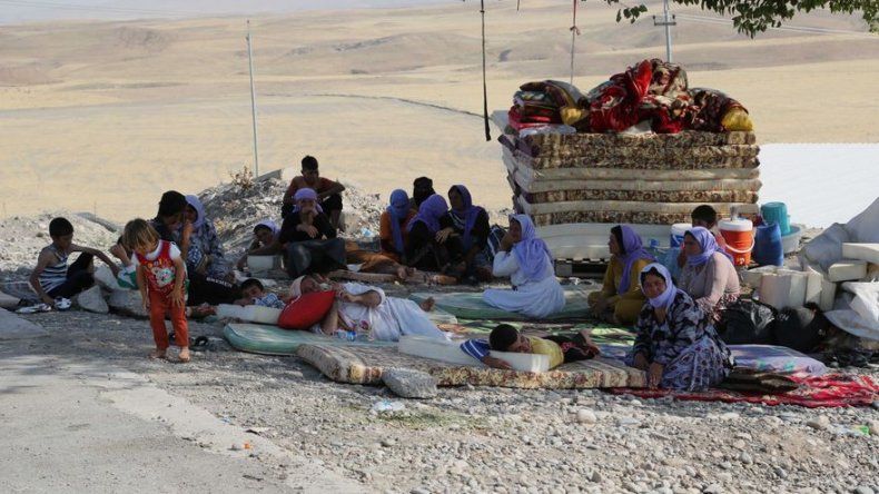 Las fuerzas kurdas lanzan una ofensiva al norte de Mosul