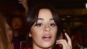 Camila Cabello accede a sacarse selfies con partidarios de Trump con una condición