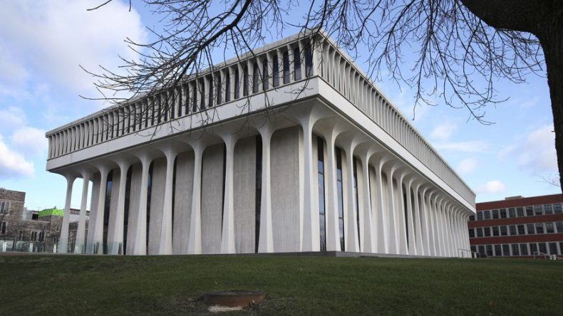Universidad de Princeton retira nombre de Wilson de facultad