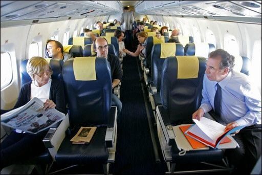 Teléfono móvil en aviones inaugura otra forma de volar