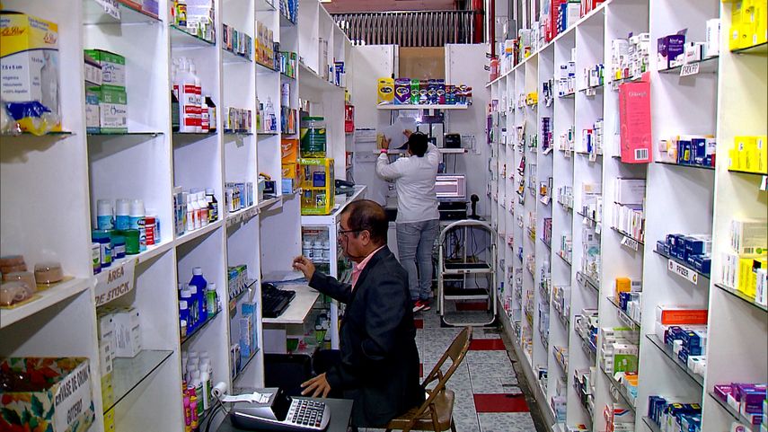 Más de 400 farmacias pequeñas estuvieron cerradas desde el lunes.