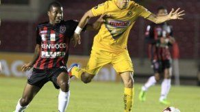 El Zamora sigue confiando en Panamá para el gol y ficha a Ricardo Clarke