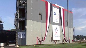 Histórico traslado de primera compuerta del Canal de Panamá