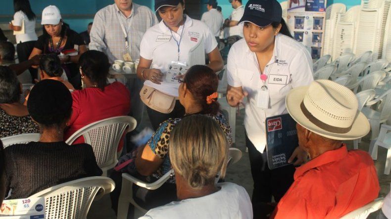 Mides inicia entrega de tarjeta clave social en Los Santos y Herrera