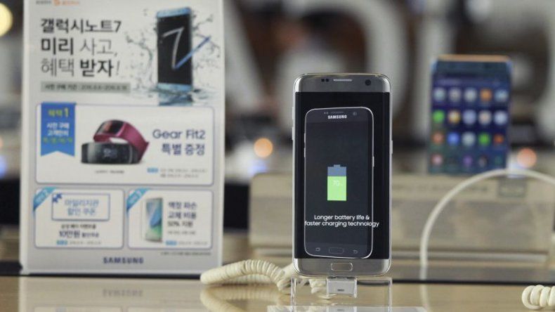 Samsung pide a clientes que dejen de usar el Galaxy Note 7