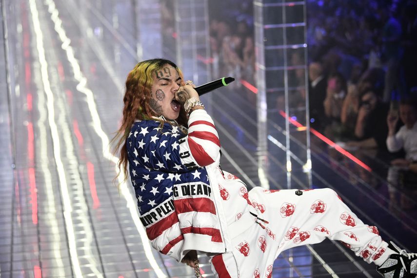 ¡Come pizza y manda! Tekashi 6ix9ine está recibiendo un trato especial en la cárcel