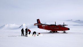 Científicos exploran riesgo colapso en la mayor plataforma de hielo del mundo