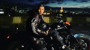 Boza recibe Álbum de Oro en Perú por streams de su álbum Bucle