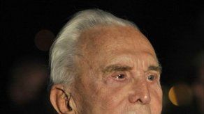 Spielberg y otros rinden tributo a Kirk Douglas