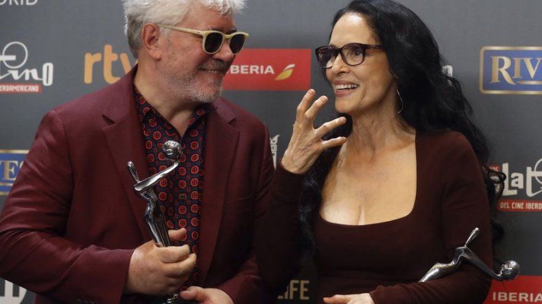 El ciudadano ilustre, Almodóvar y Braga triunfan en unos Platino repartidos