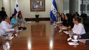 Cancilleres de Panamá y Honduras buscan renovar el SICA
