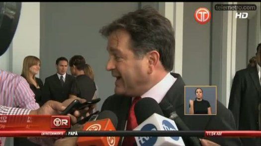 Navarro queremos que el país tenga una política exterior coherente