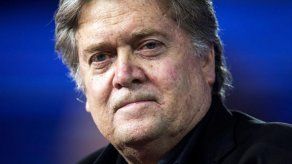 Bannon pide perdón a Trump por no haber respondido antes al polémico libro