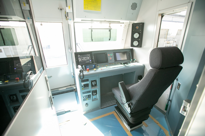 Cabina de manejo del monorriel. Cabina de manejo del monorriel.
