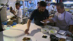 Tras los fogones de Enrique Olvera