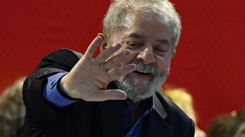 Lula comandaba red corrupta asociada a Petrobras