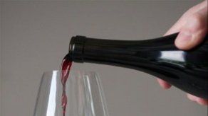Del vino es saludable hasta el alcohol