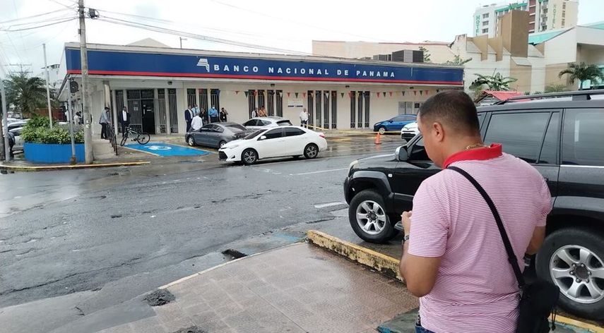 Sucursal del Banco Nacional ubicada en Calidonia.