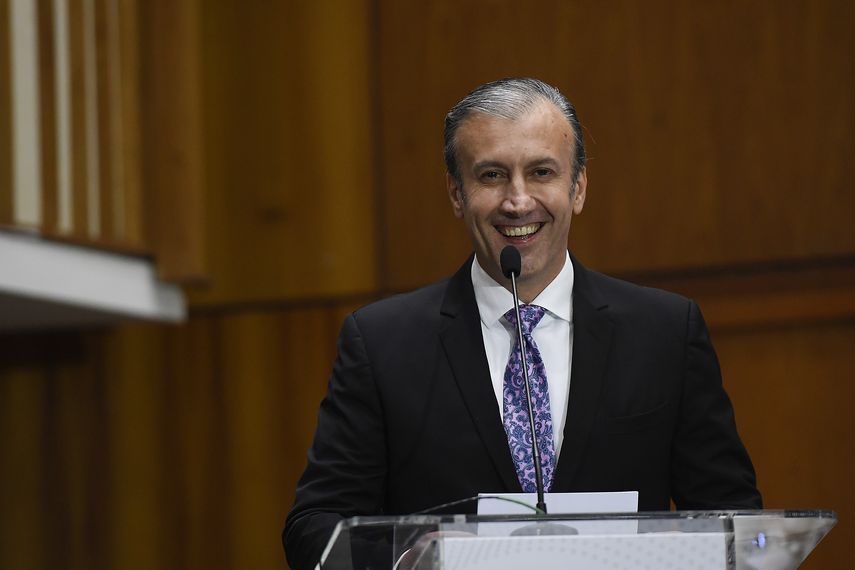 El vicepresidente sectorial para el Área Económica venezolano y ministro de Petróleo