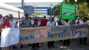 Jubilados anuncian manifestación este miércoles 2 de enero