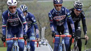 Gasparotto y Thurau apartados de la Dauphiné por un control sospechoso