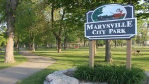 Candidata en EEUU aspira a comunidad lo más blanca posible