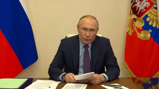 Rusia: Putin quiere reorientar sus exportaciones de energía hacia Asia