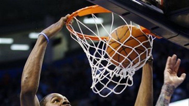 Durant logra 51 puntos en victoria del Thunder sobre Nuggets