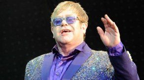 Elton John no se plantea jubilarse