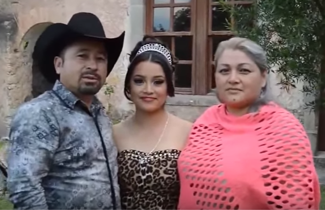 Los 15 años de Rubí: una fiesta de pueblo vuelta extravagancia por las redes