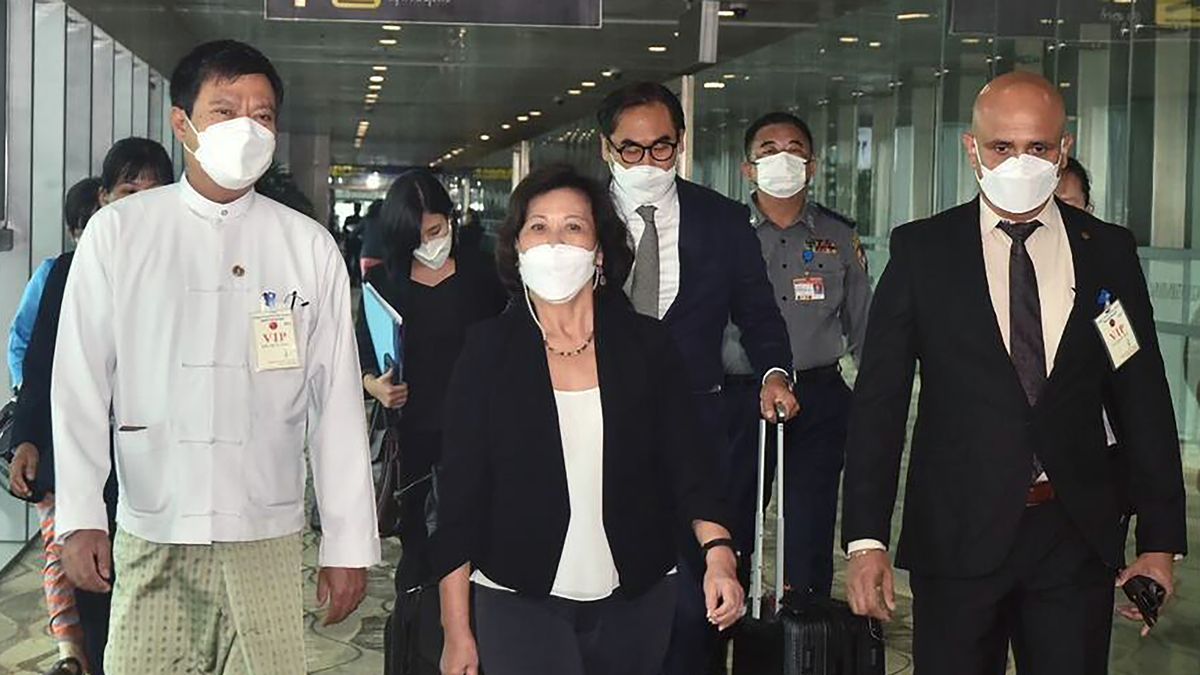 La enviada especial de la ONU para Myanmar, Noeleen Heyzer.